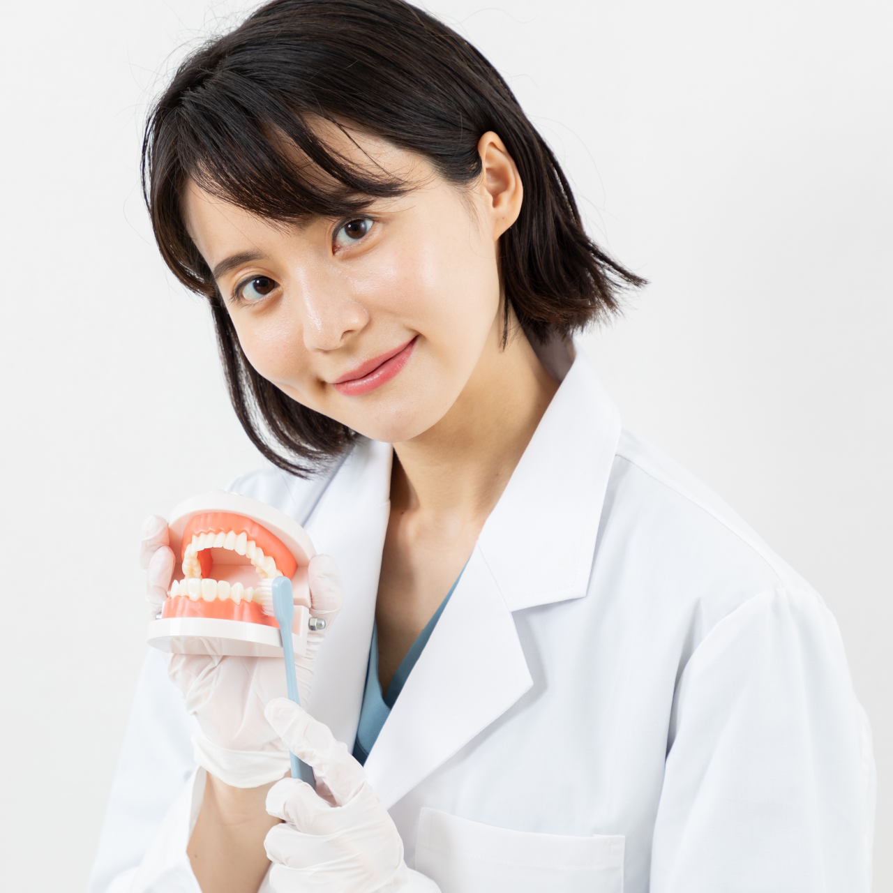 加藤綾音　歯科衛生士